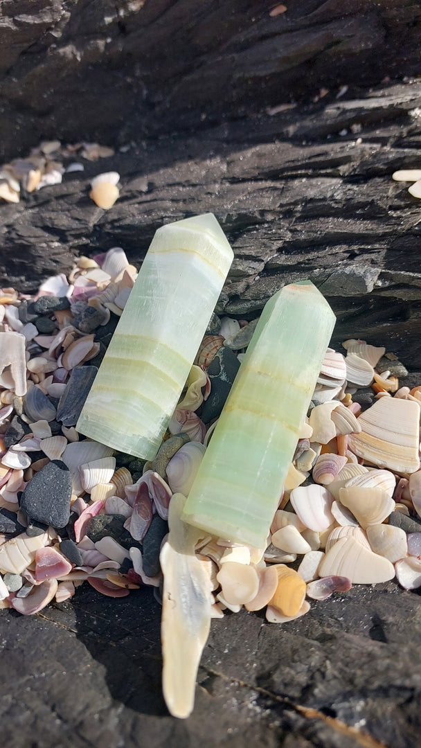 Pistachio Calcite Towers